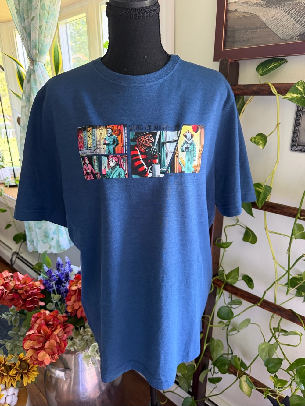 Blue Short-Sleeve Tee with Colorful Comic Graphic UNISEX